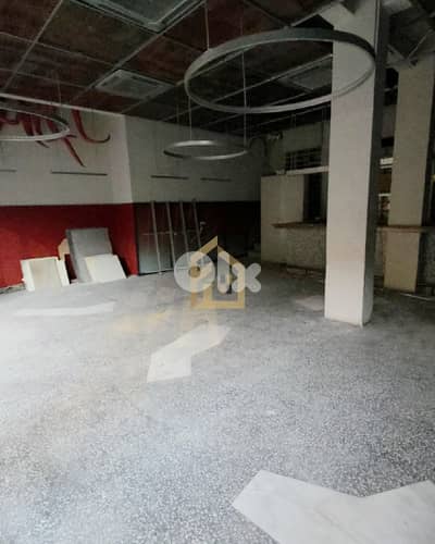 Shop for rent in Achrafieh EA186 محل للإيجار في الأشرفية