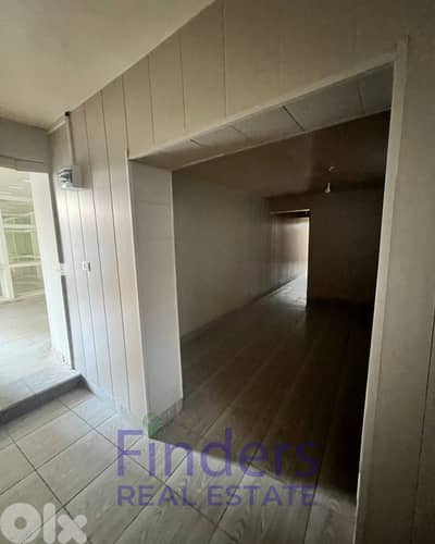 Shop and Warehouse for rent in Zoukak Al Blat!