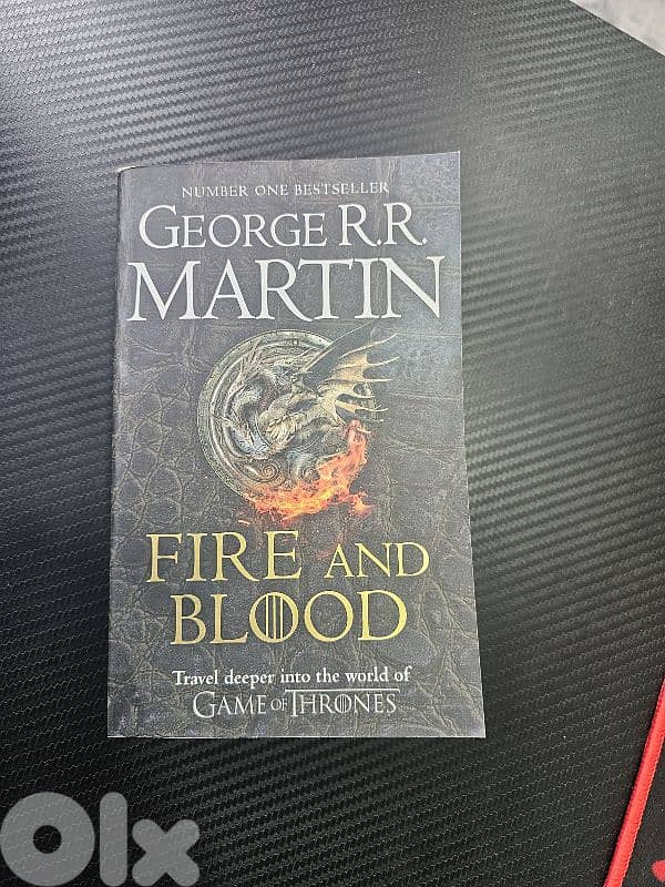 Fire & Blood: 300 Years Before A Game of Thrones 0