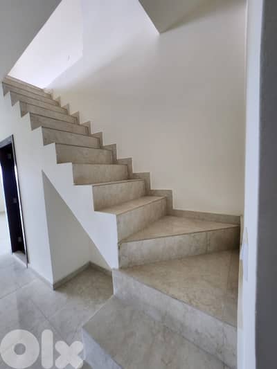 GMK157SZ - Apartment For Sale In Blat - شقة للبيع في بلاط