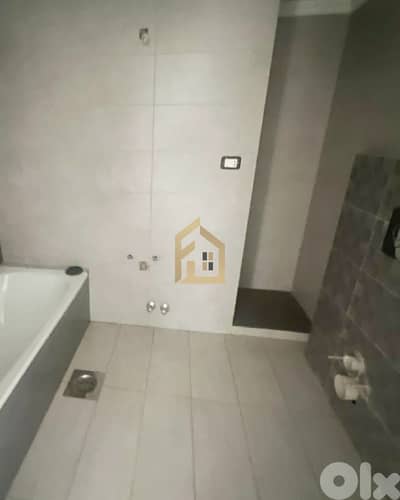 Apartment for sale in Zekrit RB312 شقة للبيع في زكريت