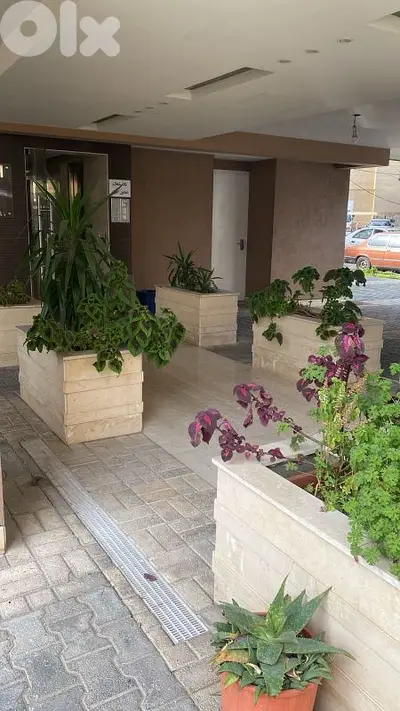 Apartment for sale in Sed El bouchriyeh $165,000 شقة للبيع سد البوشرية