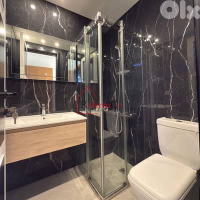 Luxurious office for rent in Achrafieh مكتب فاخر للإيجار في الأشرفية