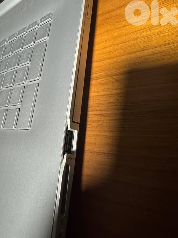 HP 17.3” Laptop – i7 11th Gen – 32GB RAM – 1TB – Very Clean 5