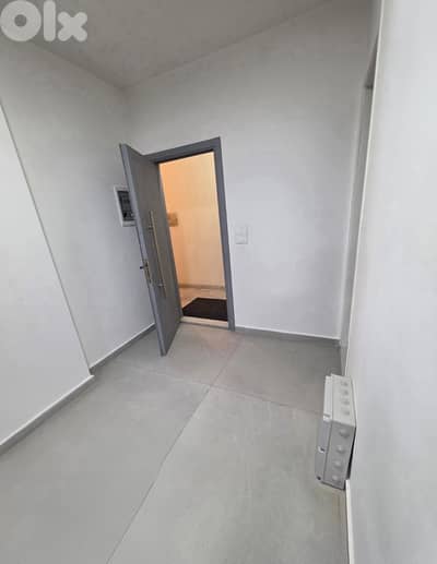 Great Condition Office For Rent In Baabda مكتب للاجار في بعبدا