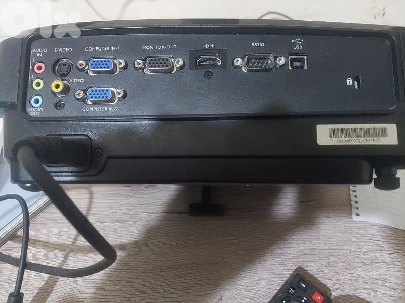 BenQ MW523 بروجيكتر 3