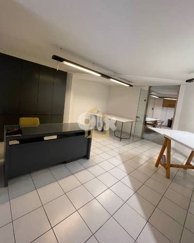 Office for rent in Jisr El Bacha DW18 مكتب  للإيجار في جسر الباشا