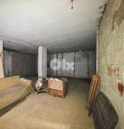 Good location warehouse in Beit El Chaar, Maten.