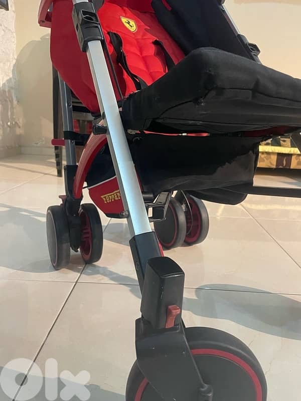 Original Ferrari stroller 4