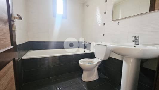 AH-HKL-468 Office  140 m² for rent in Sin el fil 24/7 electricity