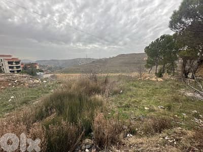 Two lands 850m&950m zone 30/90 four floor building Badghan Sawfar