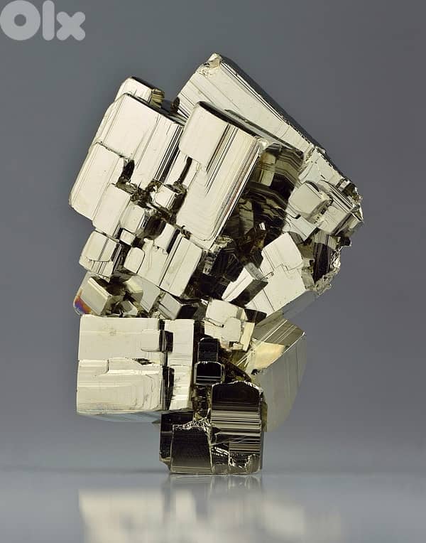 Pyrite precious stone/ gemstone أحجار نادرة 0