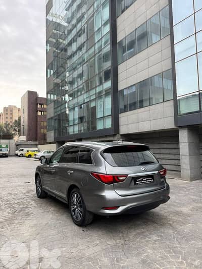 Infiniti QX60   2018 low mileage