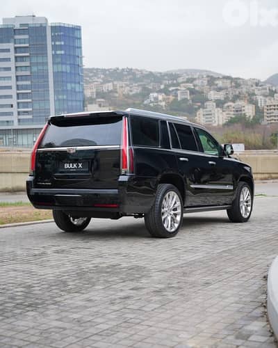 Cadillac Escalade Platinum - 2018 MY - 0 Accident - 360 Cameras
