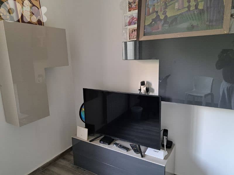 TV unit for sale 8
