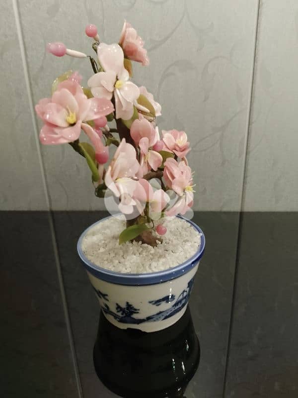 Vintage Chinese Ornamental Bonsai Tree Made of Jade and Agates 1