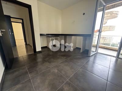 Apartment for sale Halat | شقة للبيع في حالات