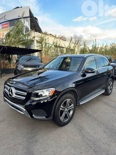 Mercedes-Benz GLC-Class 300 4Matic 2017! Clean Carfax!!!