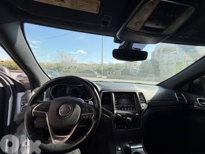 GRAND CHEROKEE TRAIL HAWK