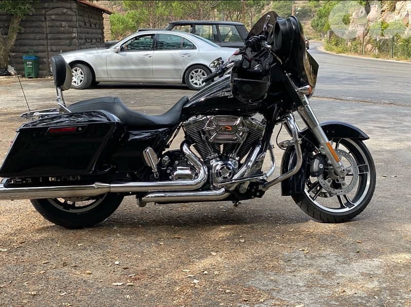 Harley Davidson Street Glide 2016 4