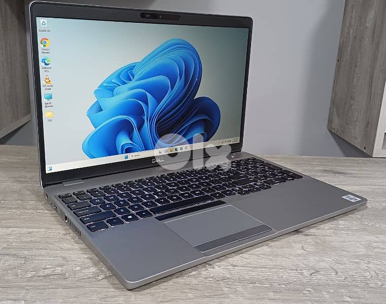 laptop dell - core i5 gen 10 - touch screen 0