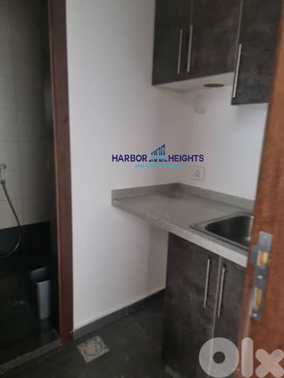 Office for Rent in Sin El Fil - مكتب للإيجار في سن الفيل