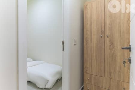 Furnished - 3 Bedrooms Apartment In Achrafieh