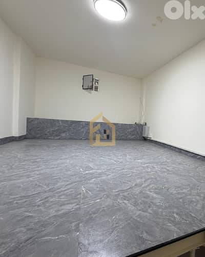 Shop for sale in Karakas NY292 محل تجاري للبيع في كاراكاس