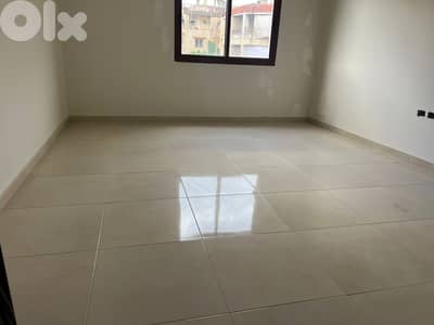 L20237 - Spacious Apartment For Sale in Aley