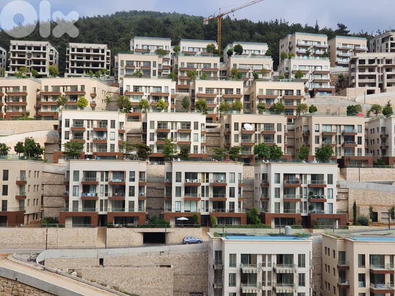 A brand New 3-Bedroom +1 Ground Floor Apartment with Private Garden! 0