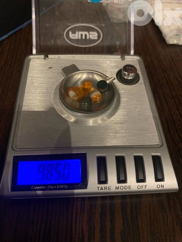Mixed natural gemstones available for sale 10