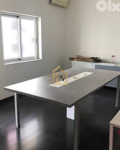 Office for rent in Hazmieh KA174 مكتب  للإيجار في زلقا