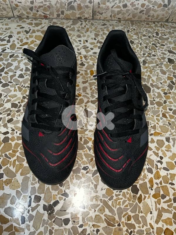 Adidas Predator Football Shoes – Like New (Worn 3–4 Times) 1
