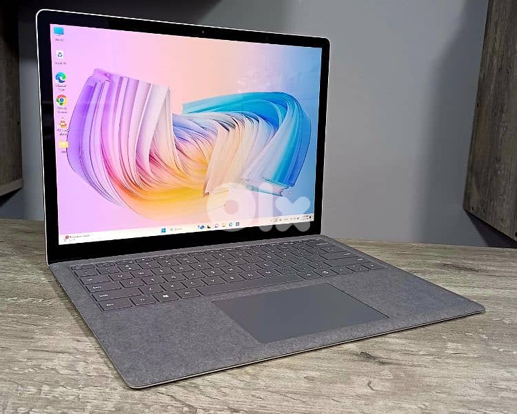LAPTOP microsoft surface - i5 gen 10 touch 2k 1