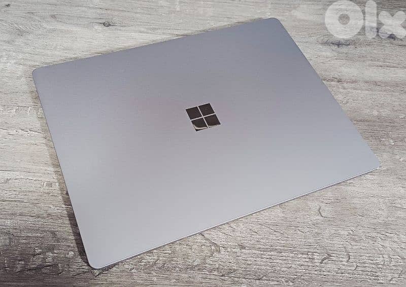 LAPTOP microsoft surface - i5 gen 10 touch 2k 6
