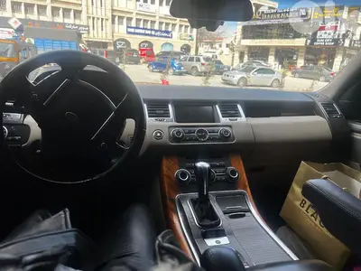 Land Rover Range Rover Sport 2011