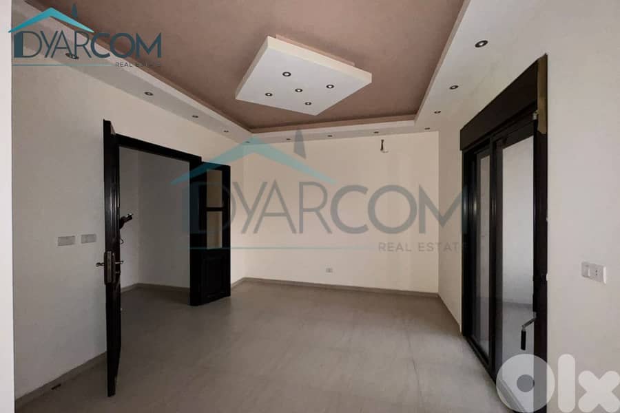 DY3194 - Blat New Apartment for Sale! 0
