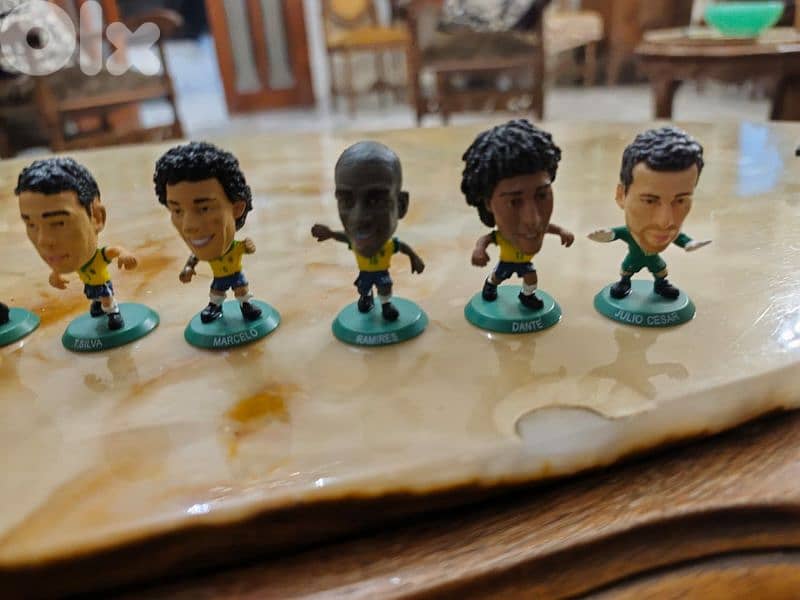 brazil football players figurine with a green base,14 faous player 2