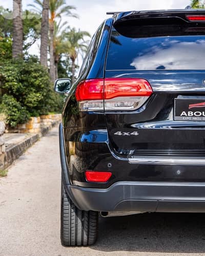 Jeep Grand Cherokee limited plus 2019 . Clean Carfax Jeep Grand Cherokee limited plus 2019 . Clean Carfax