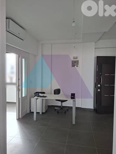 120m2 office with prime loaction 4rent in Hamra Near AUBMC - الحمرا