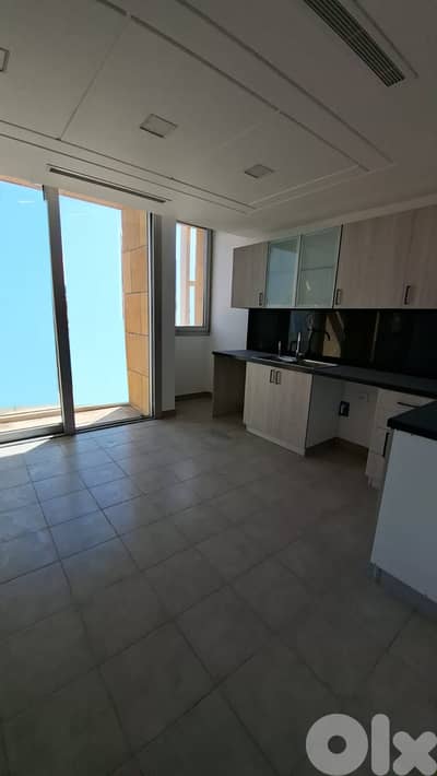 OPEN SEA VIEW APARTMENT IN DOWNTOWN PRIME | 215SQ | BTRMB-555