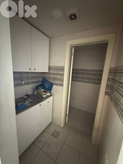 GMZ112CS Showroom for rent in Zahle - صالة عرض للإيجار في زحلة
