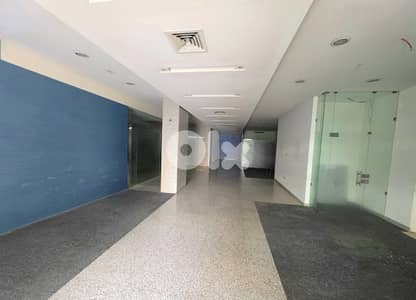 Open Space Showroom For Rent In Horch Tabet صالة للاجار في حرش تابت