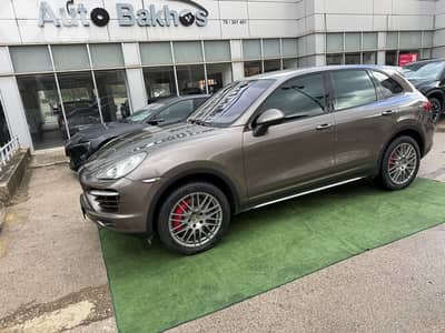 Porsche Cayenne 2011