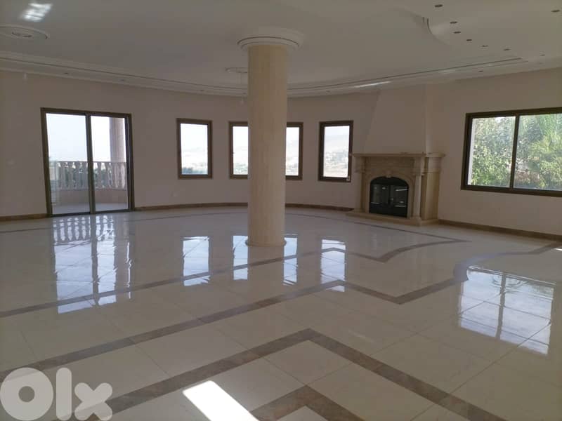 1100 SQM Villa in Dalhamiyeh, Chouf Overlooking the Mountains 0