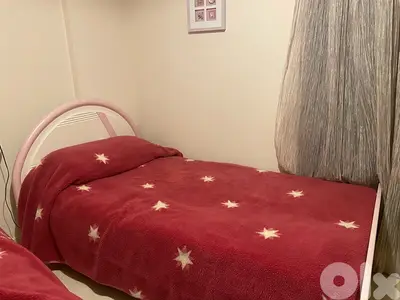 girls bedroom