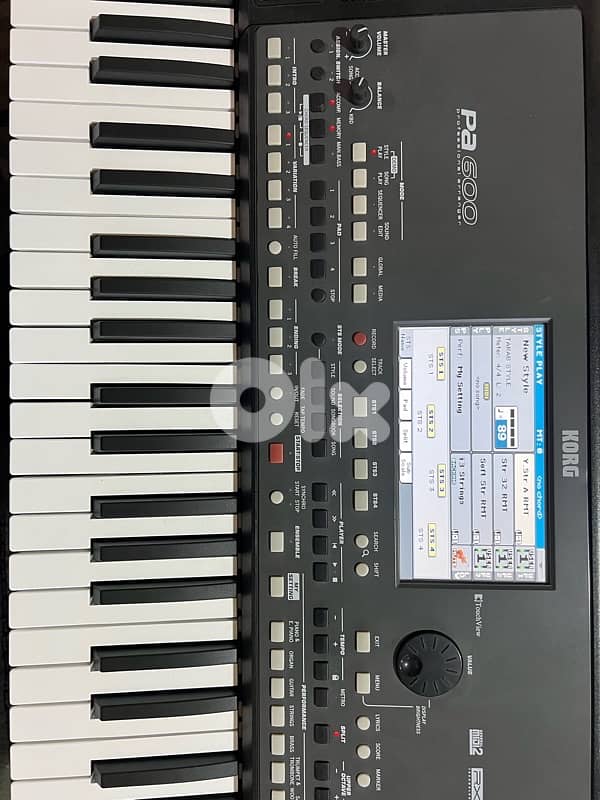 Korg pa 600 شرقي غربي 0