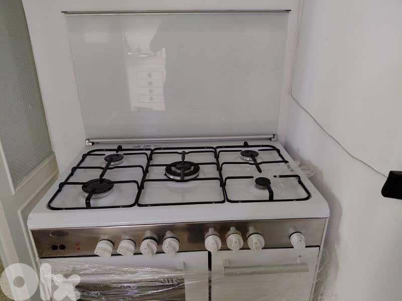 oven 5 eyes 2