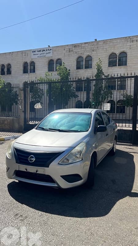 Nissan Sunny 2017 0