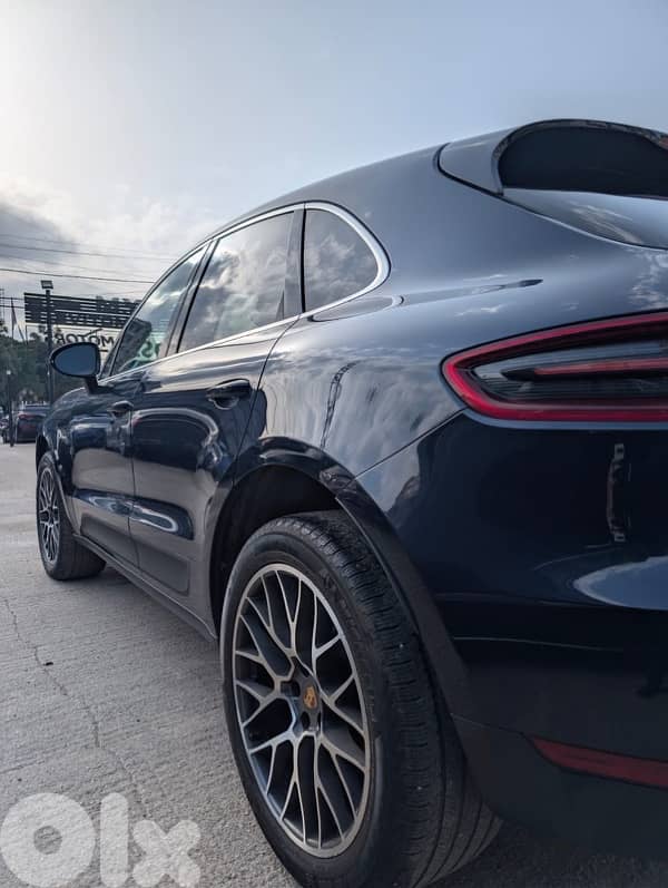 Porsche Macan 2017 0